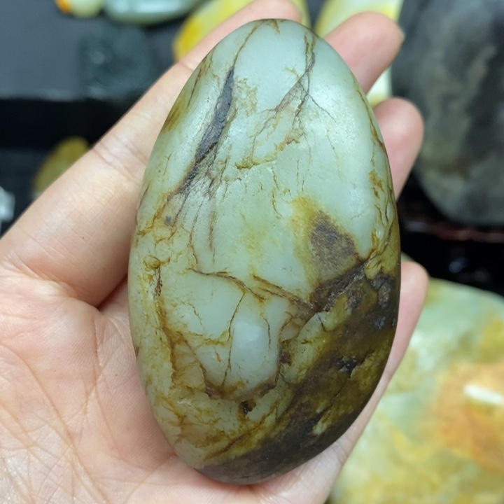 和田玉（糖玉）未镶嵌挂件