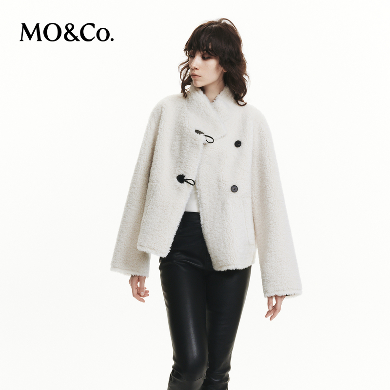 【赵老板专属】MOCO秋小熊绒毛感皮袢扣高领立领宽松外套MBD3COTT03