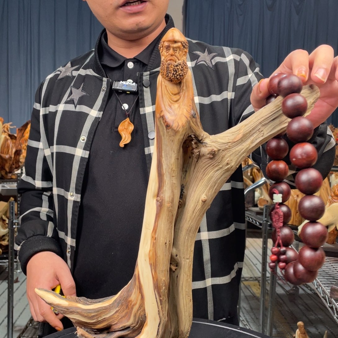 柏木（崖柏）随型摆件