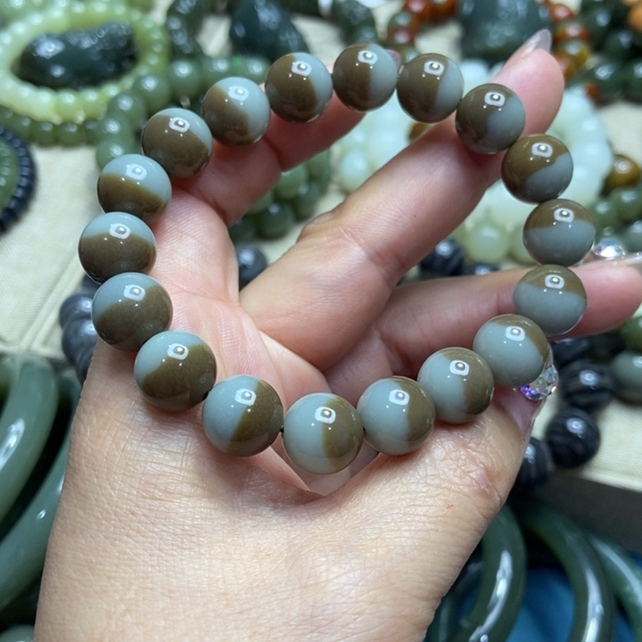 和田玉未镶嵌手链