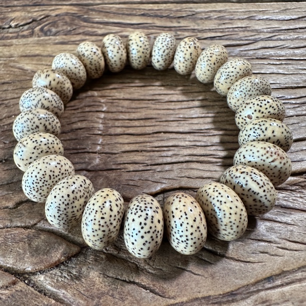 精品天然星月手串3d35n609p51yjj3n1