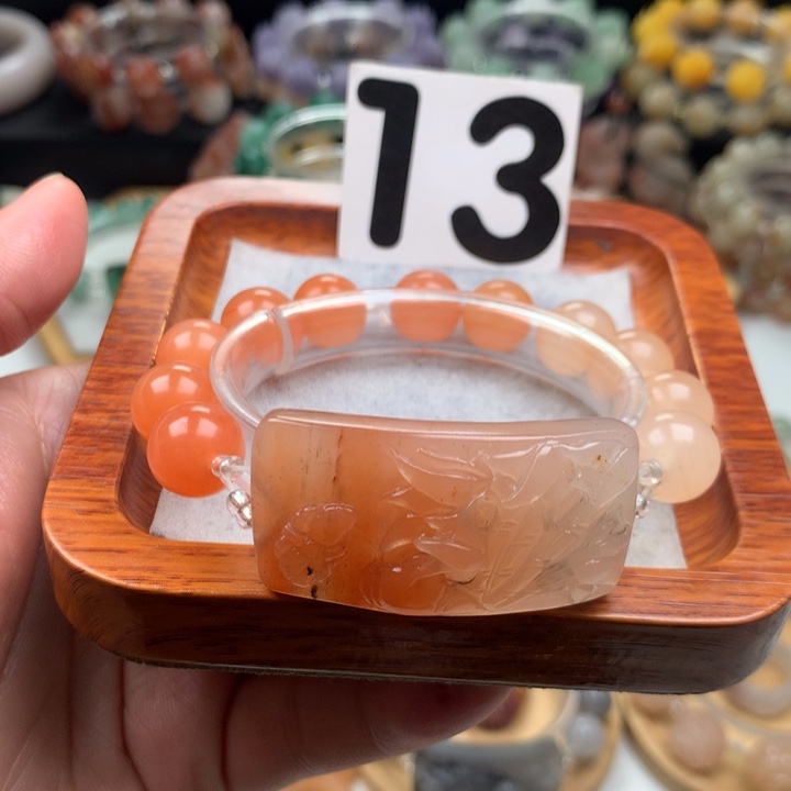 石英质玉手链未镶嵌