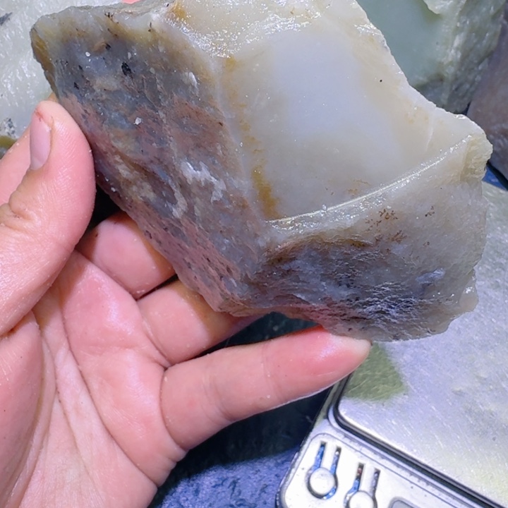 和田玉未镶嵌珠宝半成品