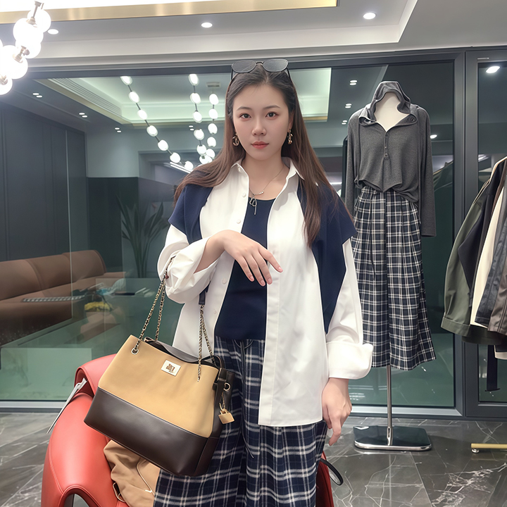 长袖防晒秋季通勤常规款纽扣衬衫休闲宽松女装春秋