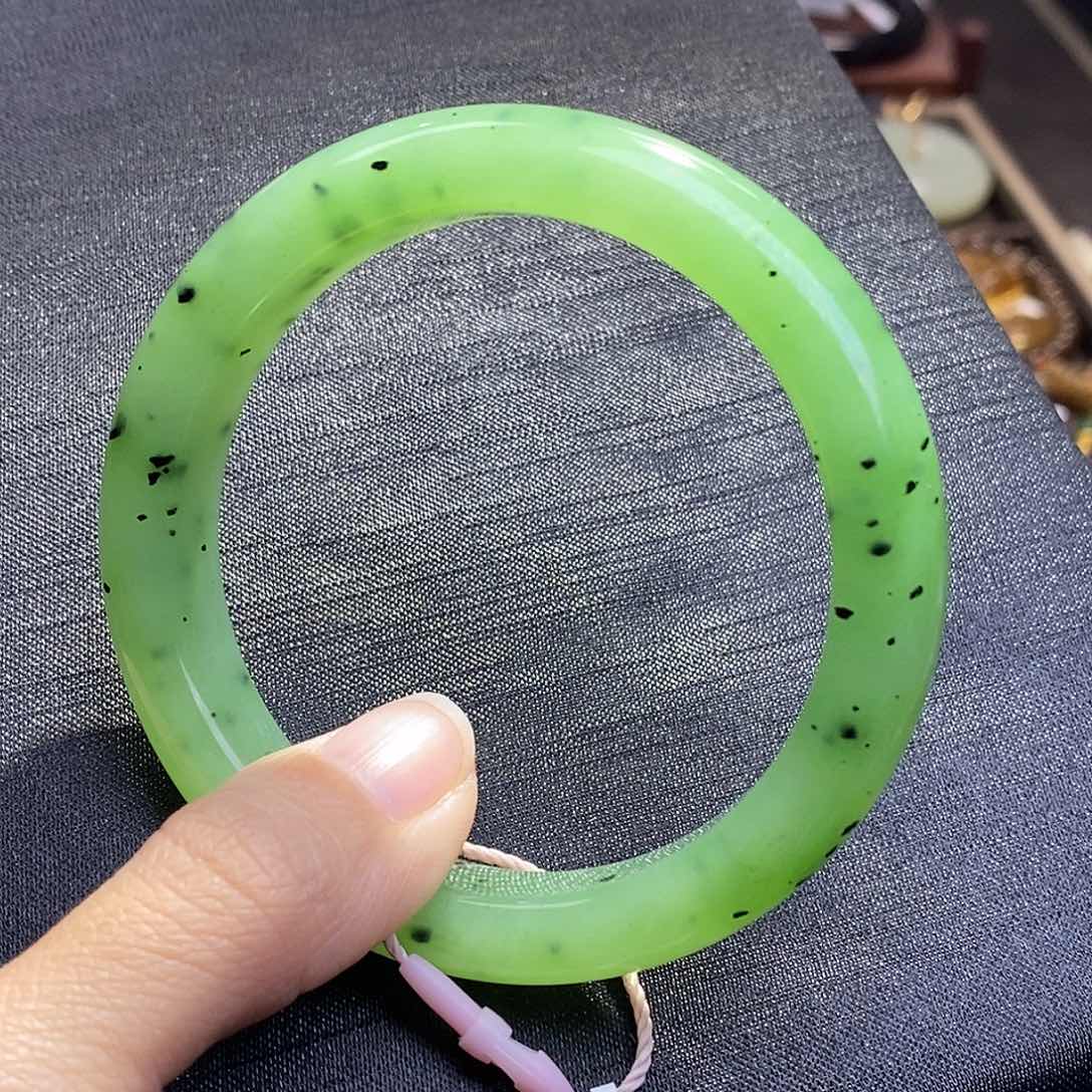 和田玉碧玉乌兰海毕业级手镯56.7圈口未镶嵌