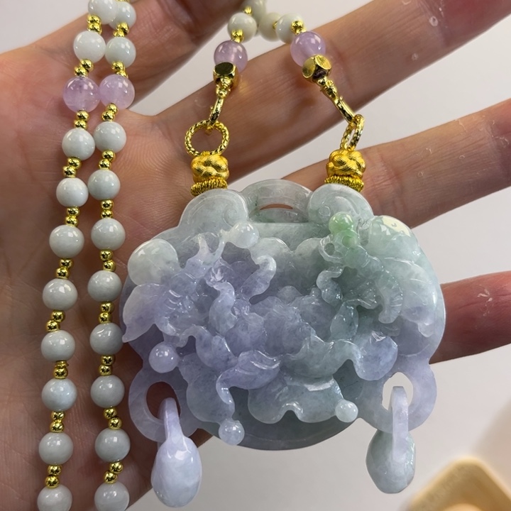 翡翠吊坠(赠链)未镶嵌代编织