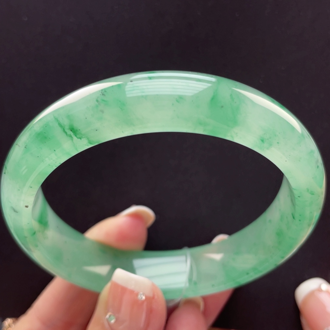 石英质玉手镯未镶嵌56-57圈