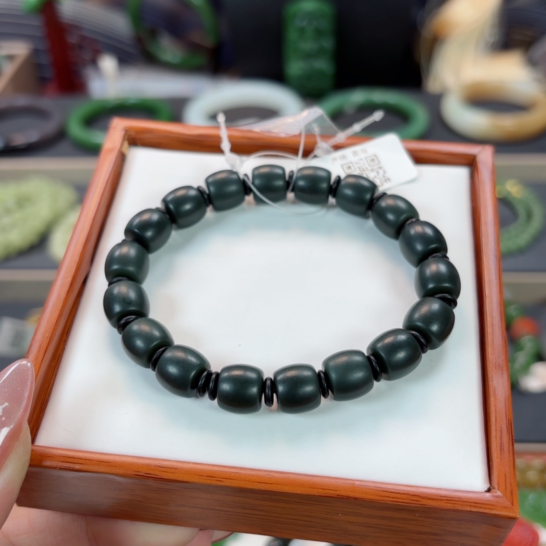 和田玉手链未镶嵌木*兰