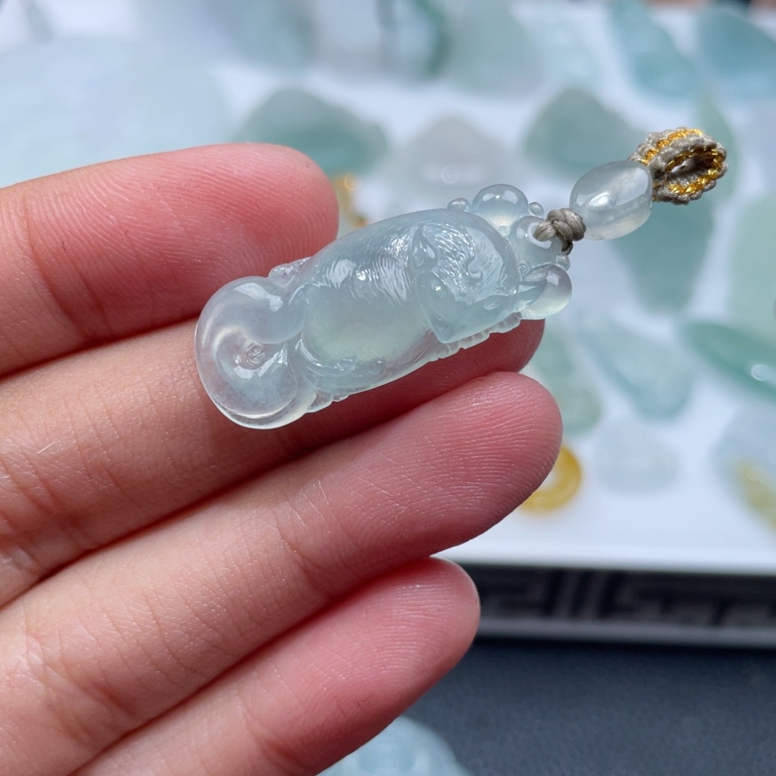 定制翡翠未镶嵌翡翠