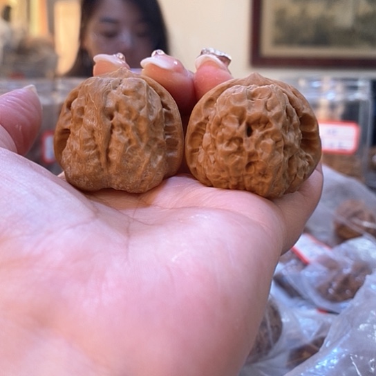 文玩核桃吊坠边37肚38蛤蟆头