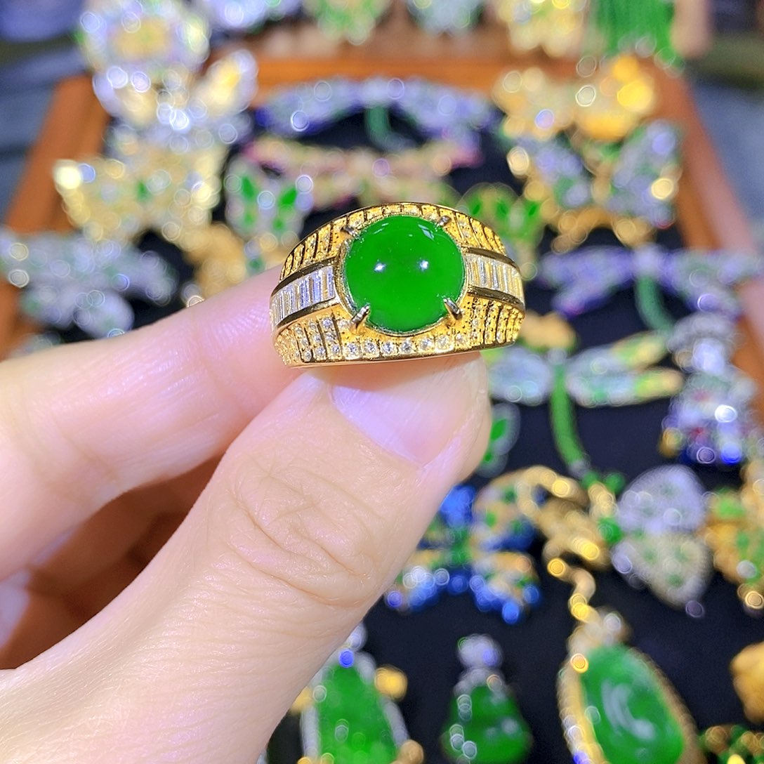 颈饰银S925镶嵌翡翠