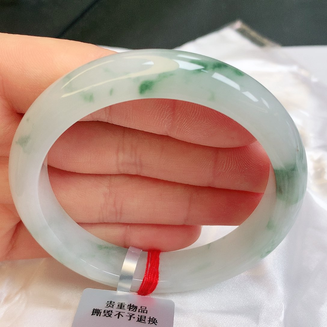 【闪购商品】翡翠手镯未镶嵌缅甸天然a货翡翠