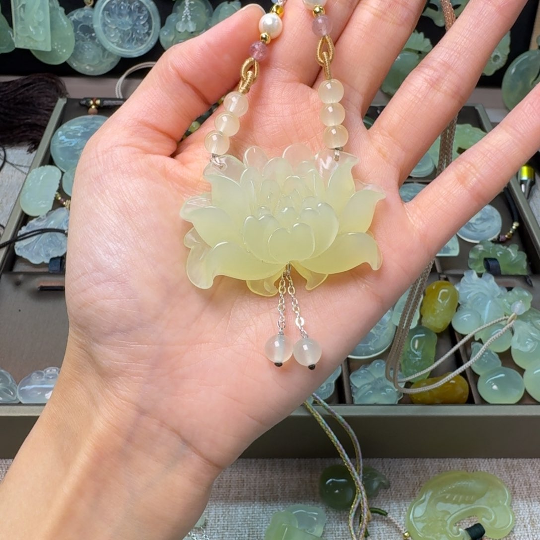 蛇纹石玉项链未镶嵌