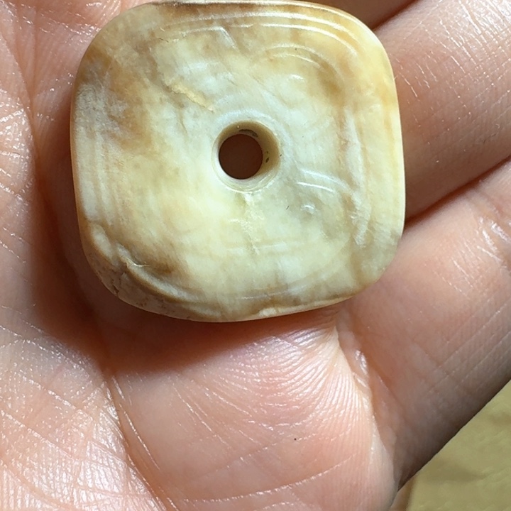 康***云和田玉（糖玉）未镶嵌挂件