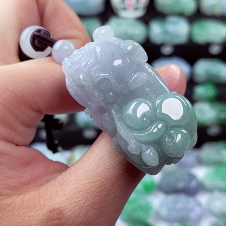 翡翠颈饰未镶嵌天然