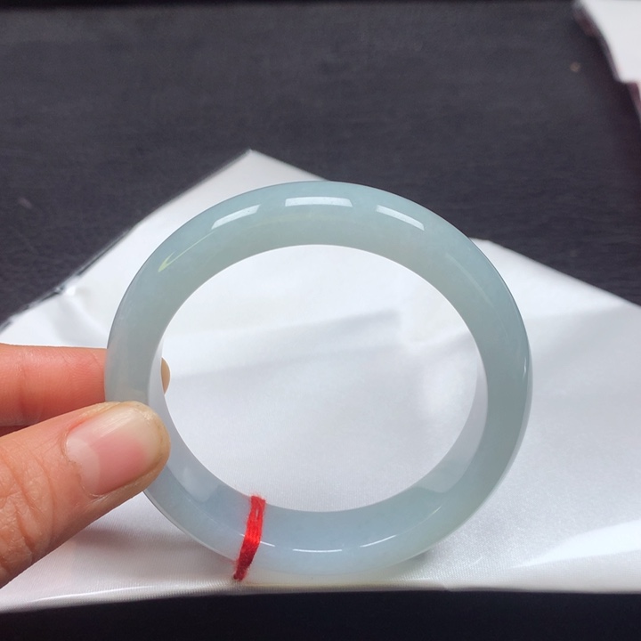 翡翠手镯未镶嵌ゞ****55圈