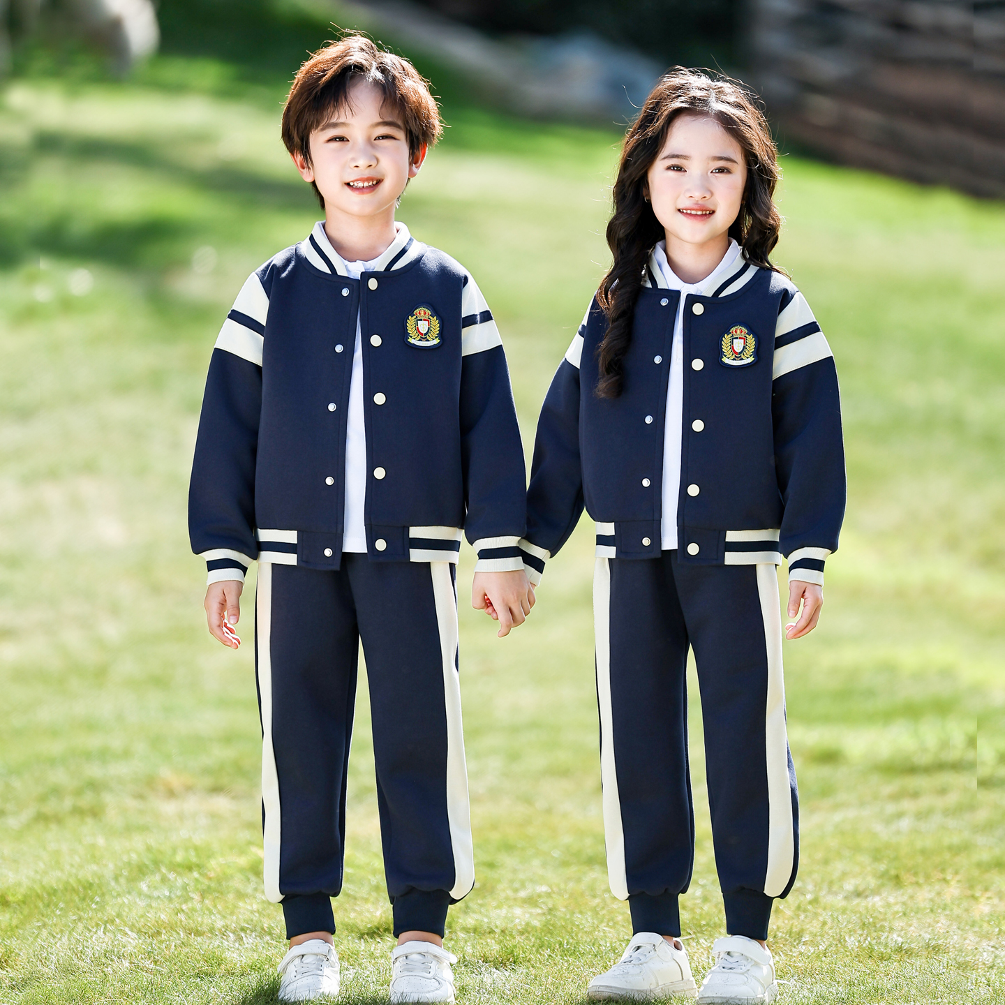 新品黑白运动风春秋装小学生校服儿童班服幼儿园园服多件套拉链式