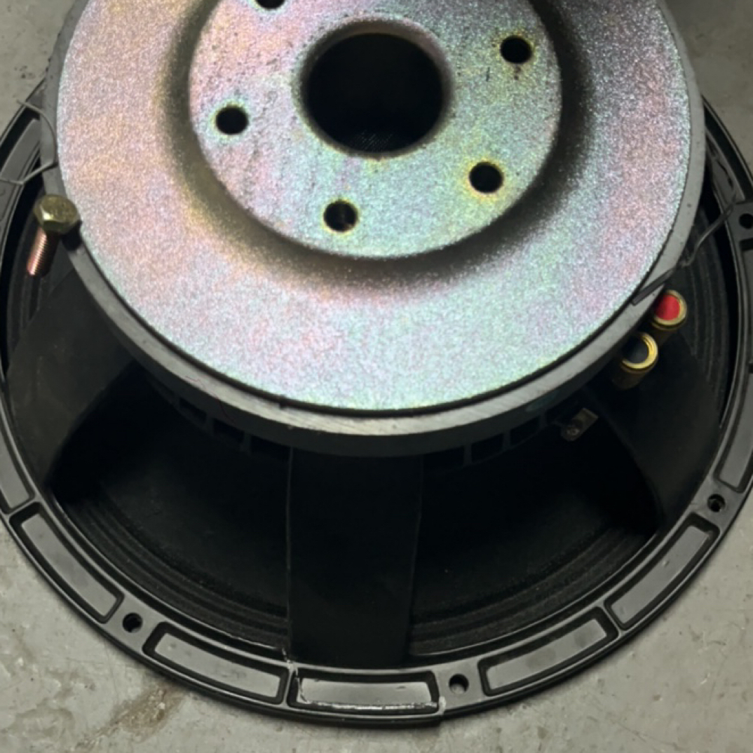 影音电器12寸喇叭一个，不包邮