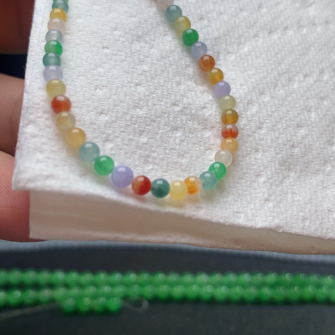 定制翡翠未镶嵌猪猪