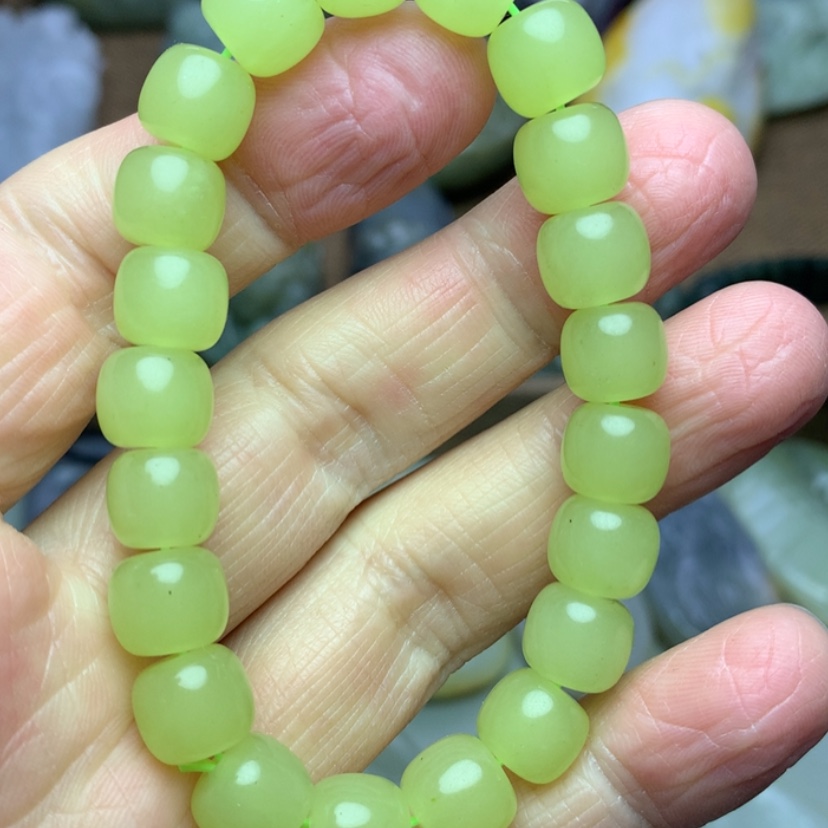 【闪购商品】颈饰未镶嵌和田玉