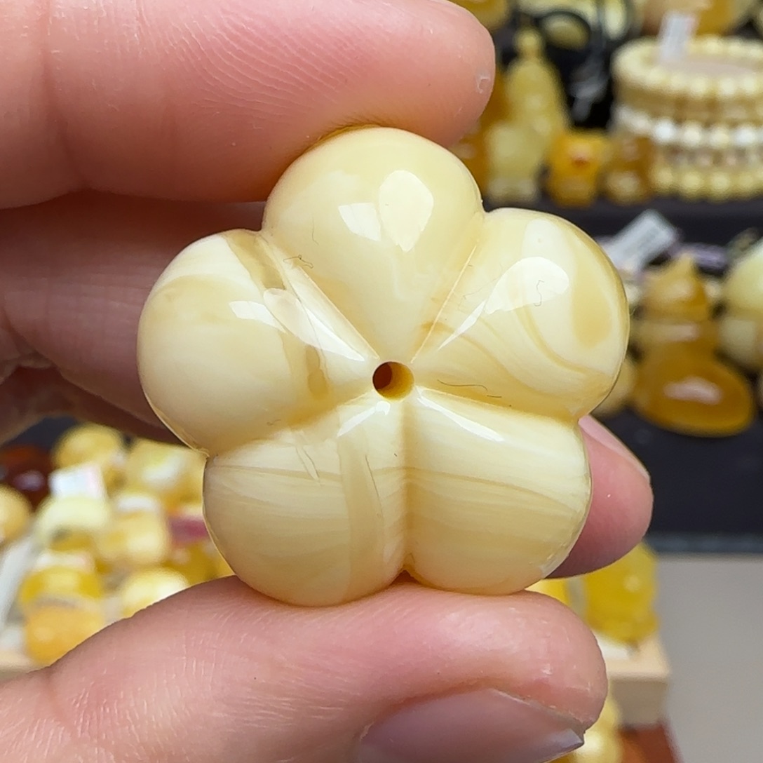 蜜蜡吊坠(不含链)未镶嵌不退换天然俄料妖花蜜蜡五瓣花吊坠