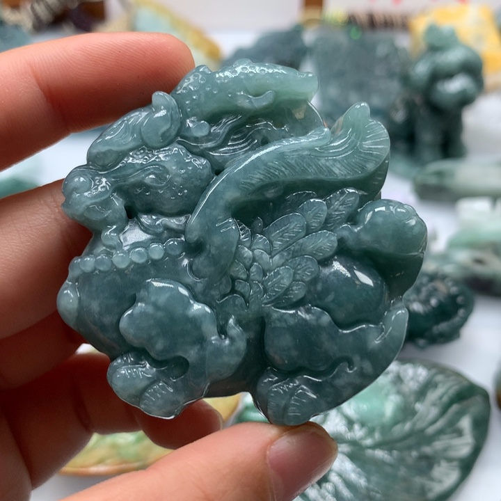 翡翠颈饰未镶嵌保真天然A货翡翠