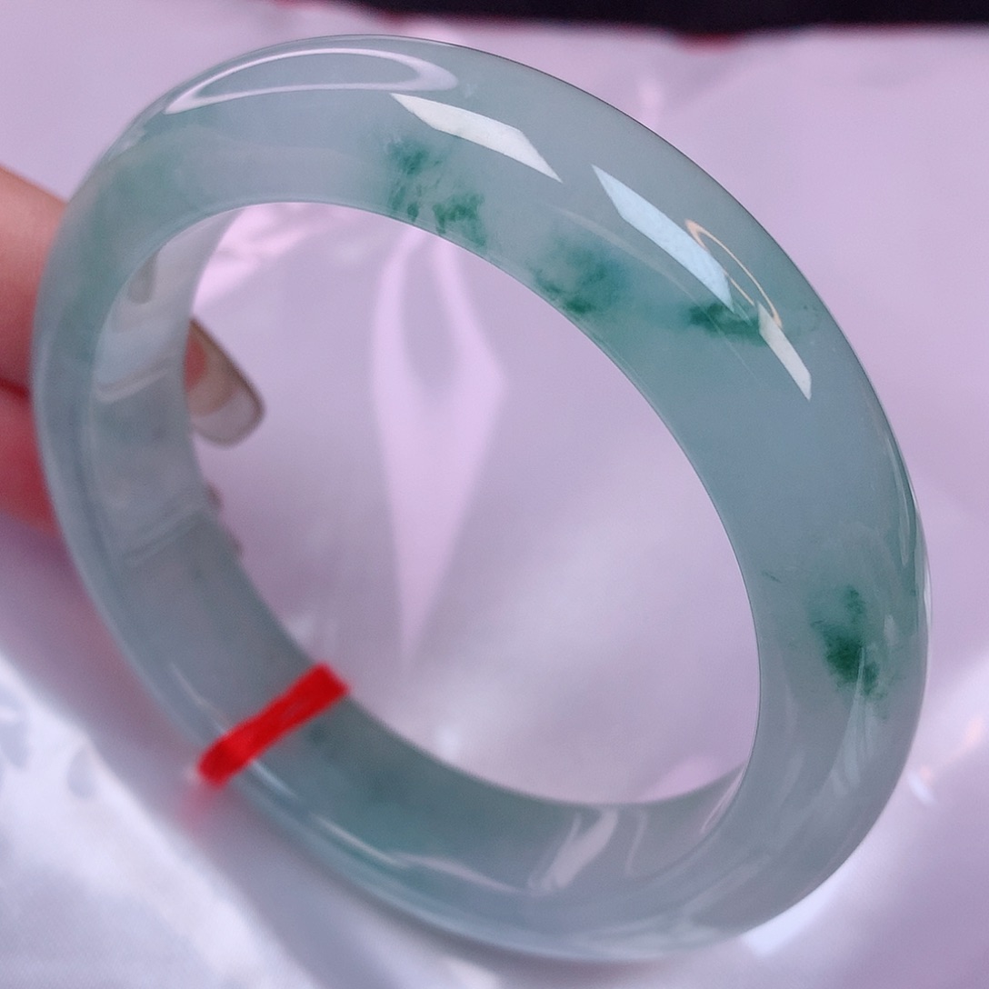 翡翠手镯未镶嵌53+ 翡翠手镯