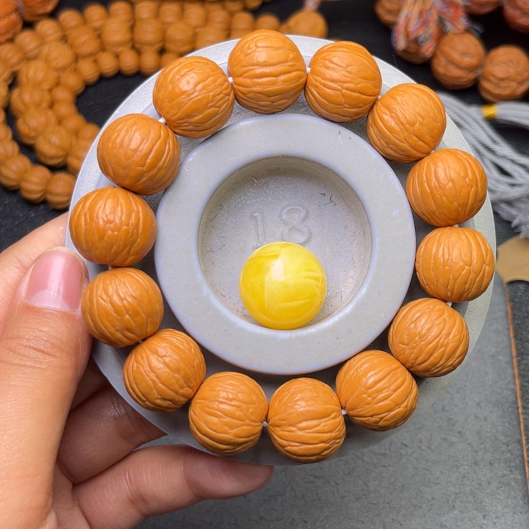 猴头核桃吊坠18聚宝盆送黄