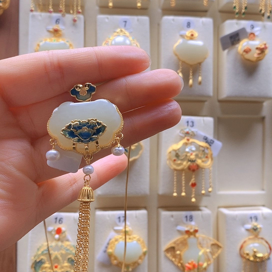 和田玉颈饰银S925镶嵌