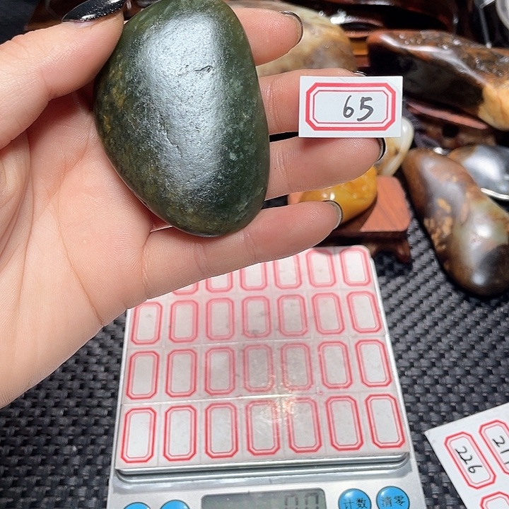 未镶嵌和田玉挂件65