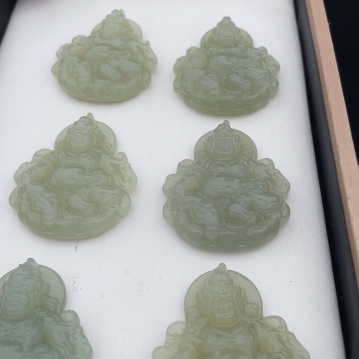 和田玉未镶嵌颈饰多样性发货，发其一