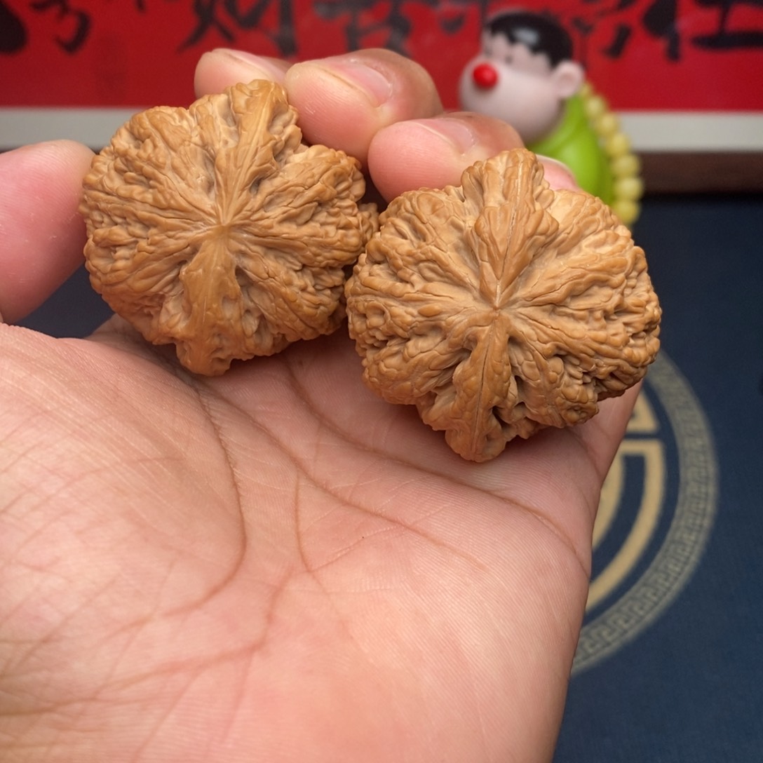 文玩核桃吊坠平谷大粗筋