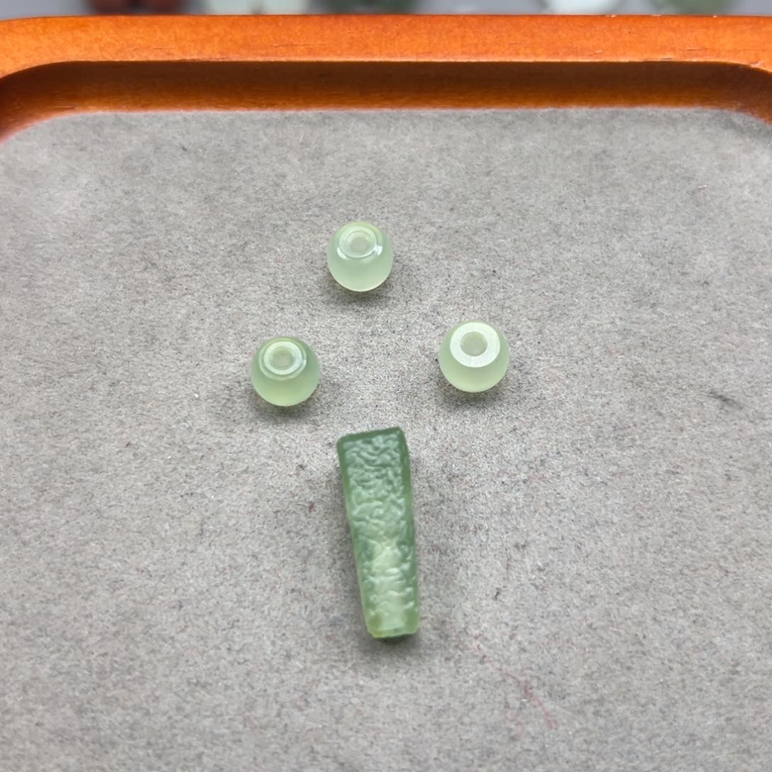 岫玉颈饰未镶嵌卡8