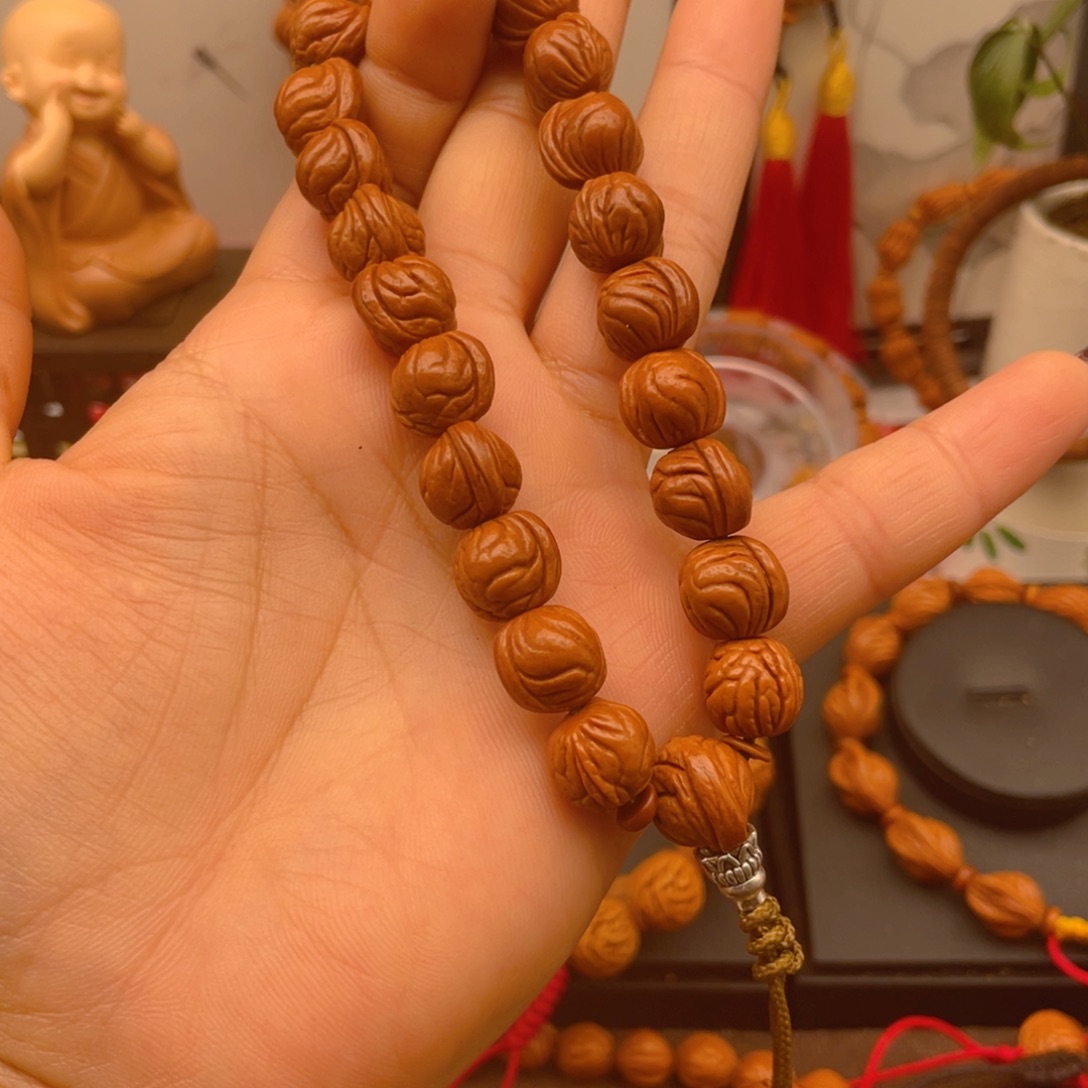 桃核手串野生玉龙脊12尺