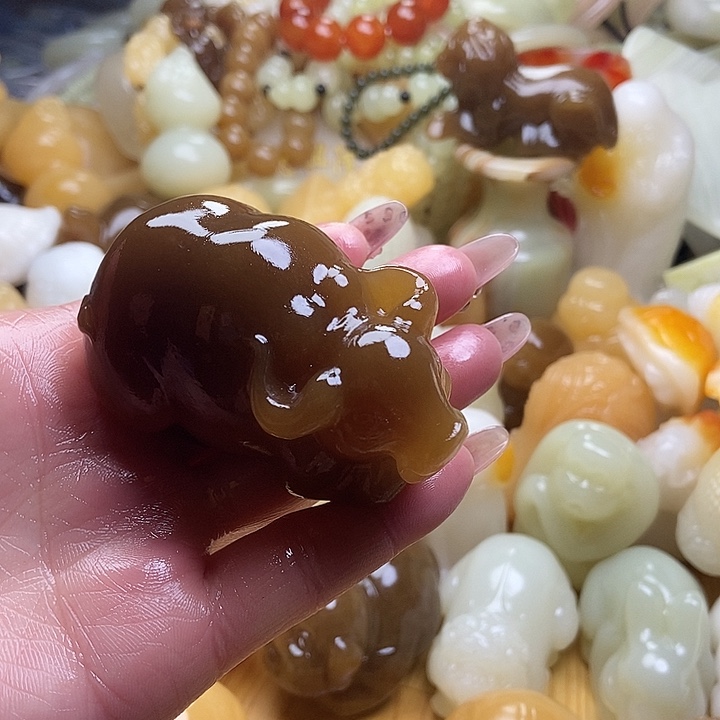 完全开放手把件牛