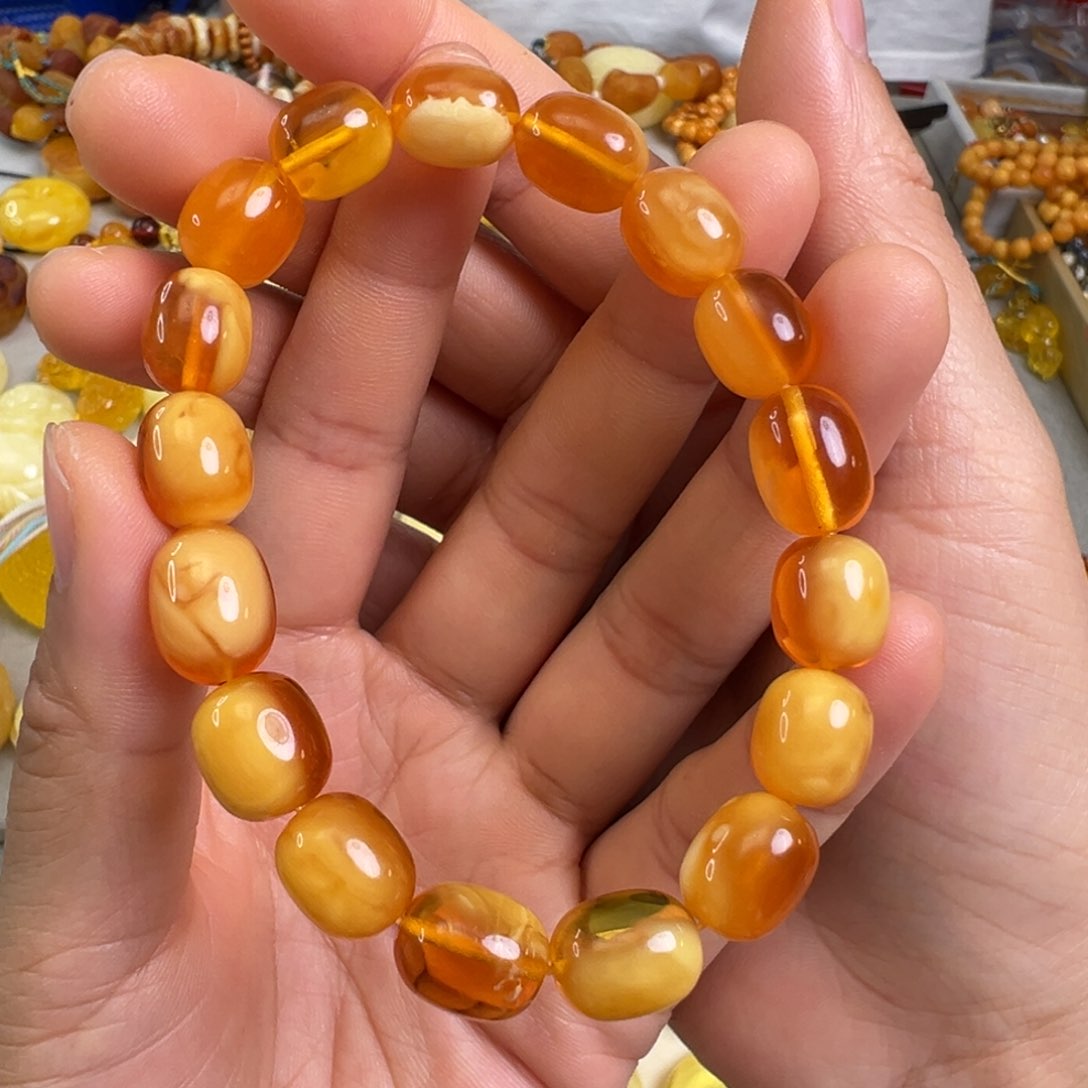 未镶嵌蜜蜡裸石蜜蜡