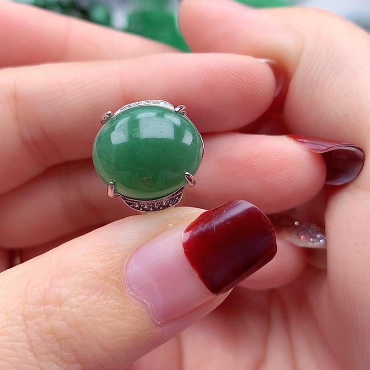 翡翠颈饰银S925镶嵌翡翠