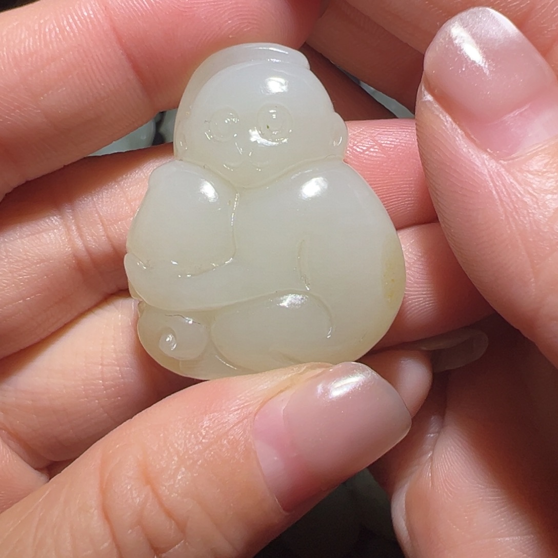 颈饰未镶嵌和田玉抱****器