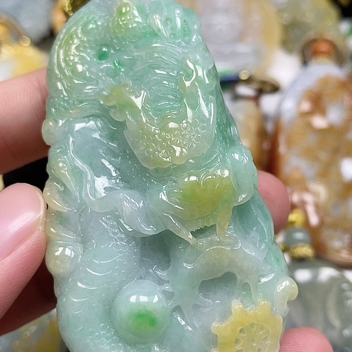 颈饰未镶嵌翡翠用**待