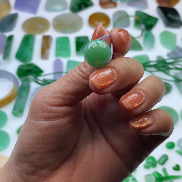 翡翠挂件未镶嵌天然翡翠