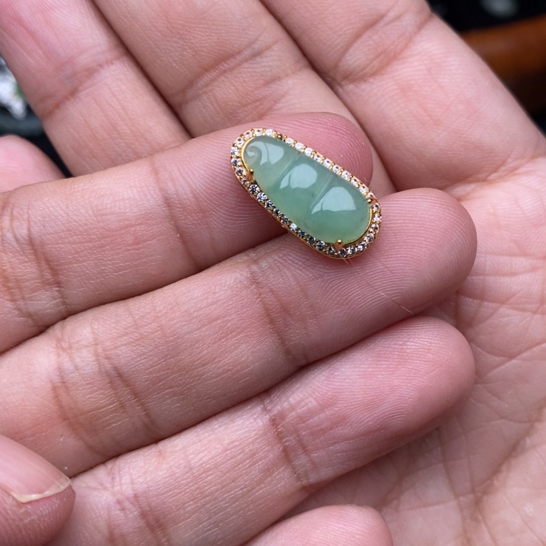 【闪购商品】翡翠耳饰未镶嵌我要