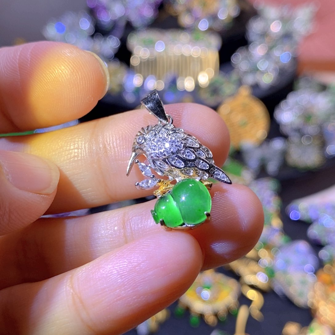 吊坠(不含链)银S925镀金镶嵌翡翠