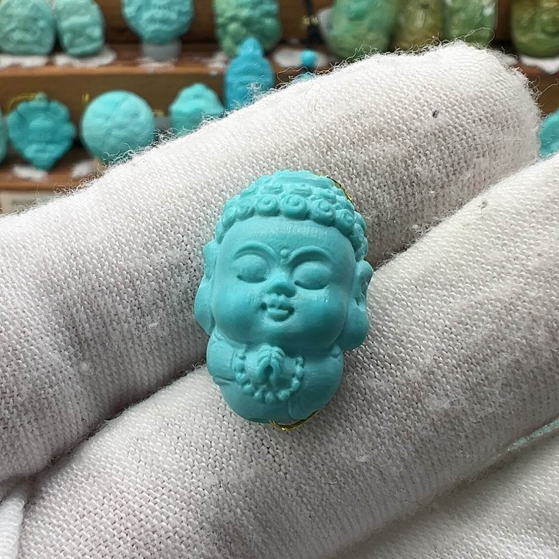 绿松石配饰未镶嵌