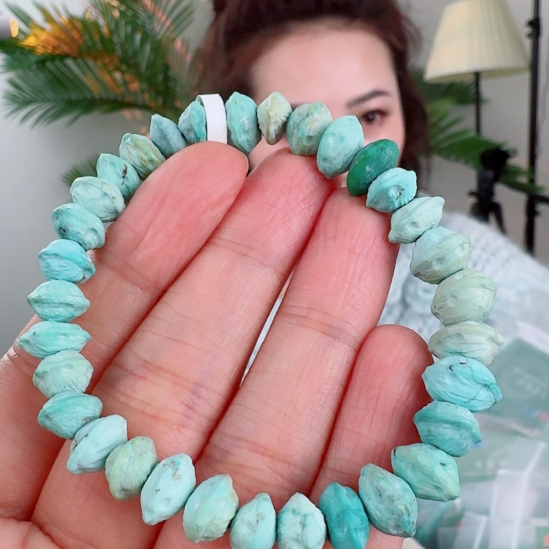 未镶嵌绿松石珠宝奇石