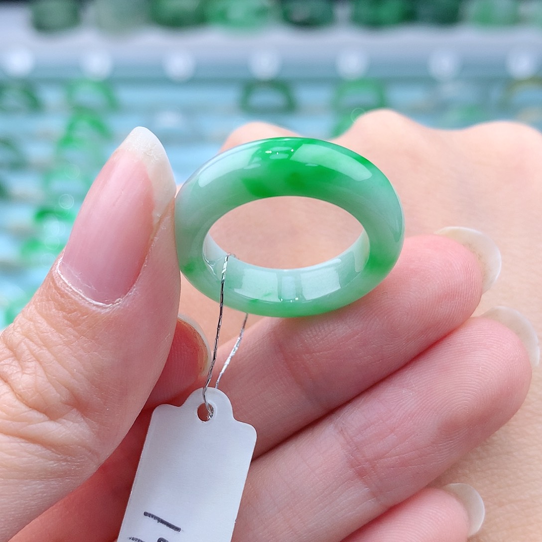 翡翠戒指未镶嵌亭**立缅甸翡翠A货