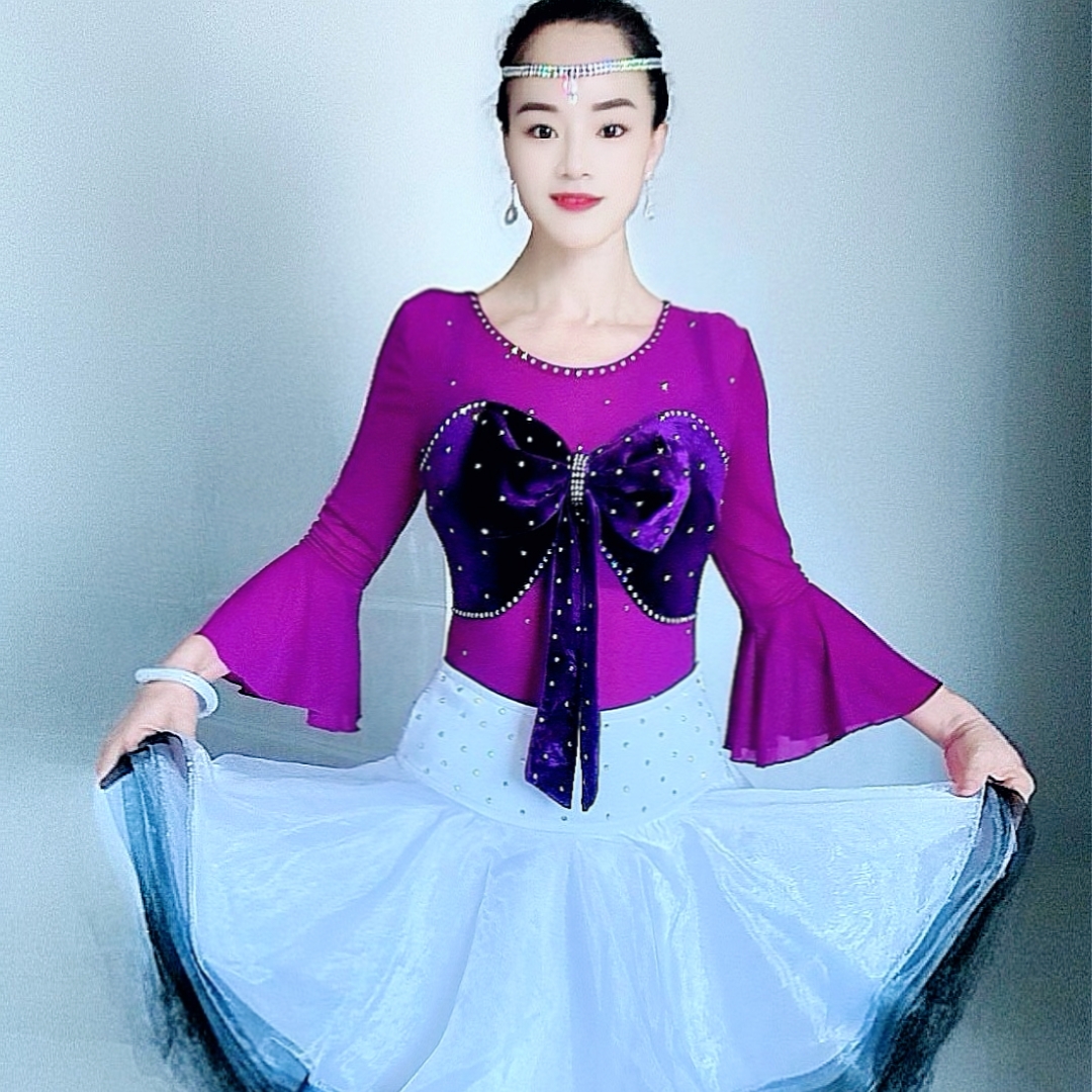 时尚新款网纱拼接丝绒蝴蝶结镶钻喇叭中袖女士休闲舞伦巴舞连体衣