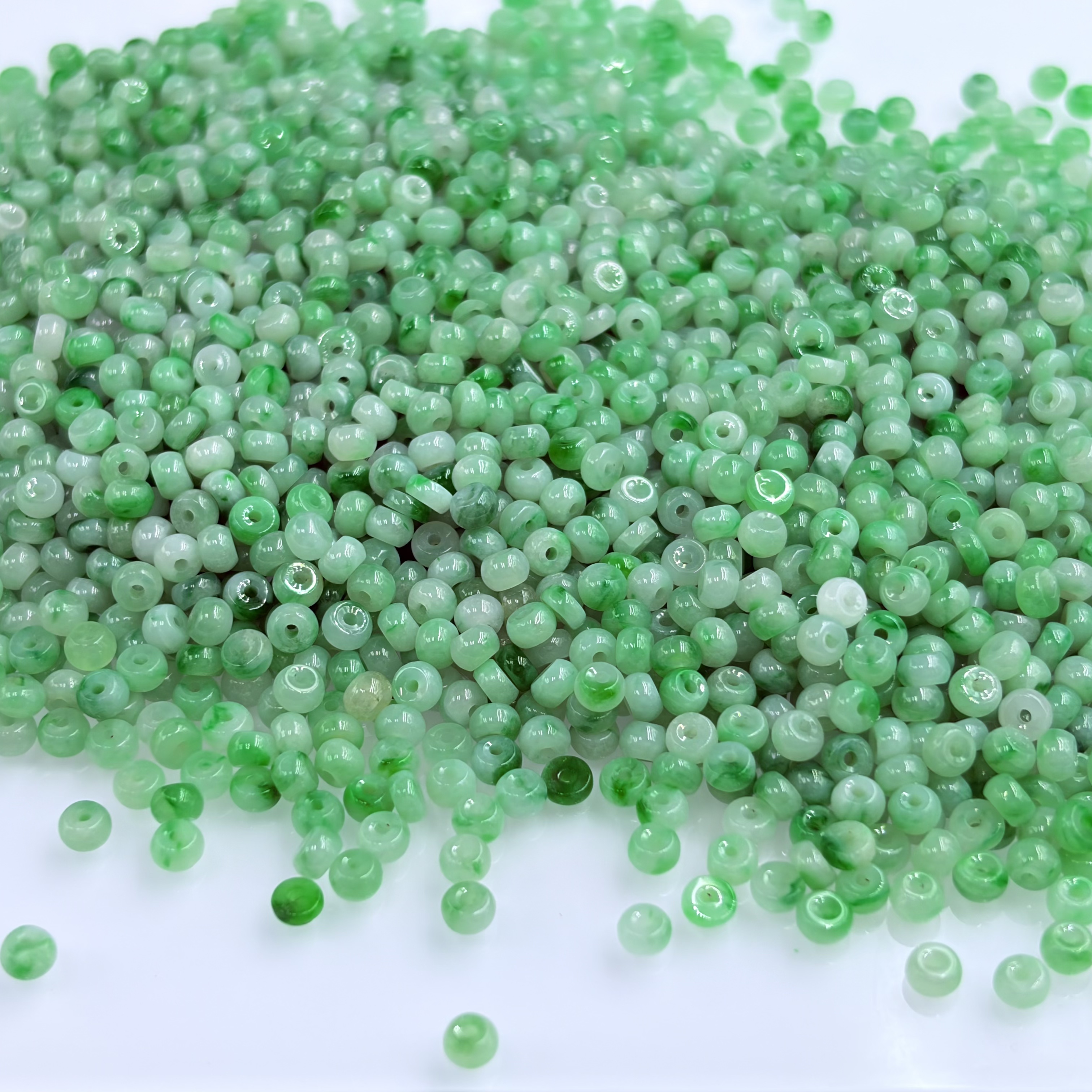  「戴琴珠宝」DQ5639-8粒翡翠4mm左右算盘珠（多样性发其一）