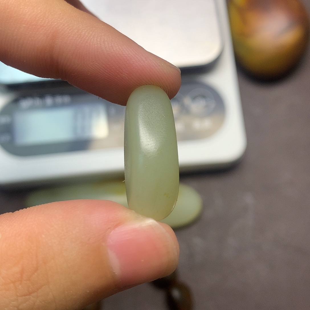 和田玉（糖玉）未镶嵌挂件