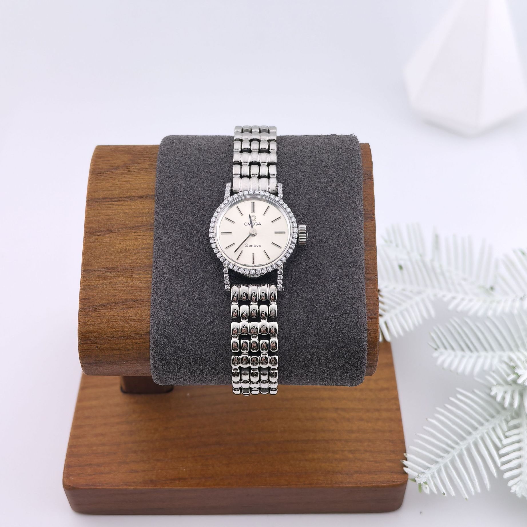 95新 Omega/欧米茄 【重庆中古谢漂亮】欧米茄手表/孤品/01506
