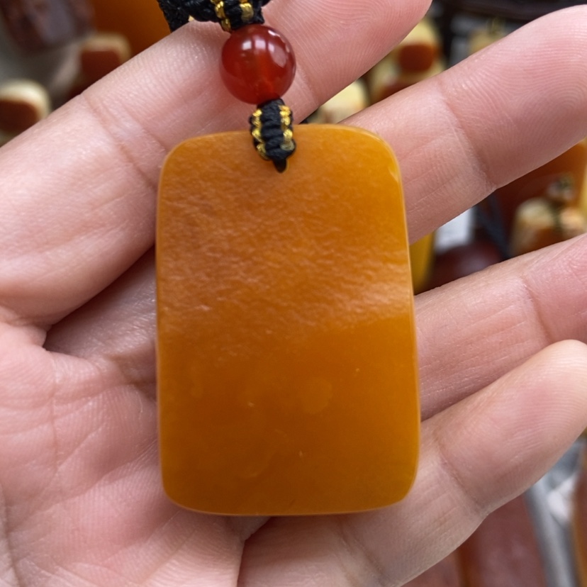 【闪购商品】琥珀颈饰未镶嵌